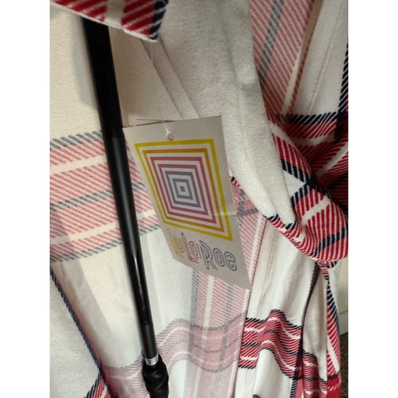 NWT Lularoe Caroline Sweater Small White, Red & Black Plaid Christmas **Rare** - Picture 3 of 6